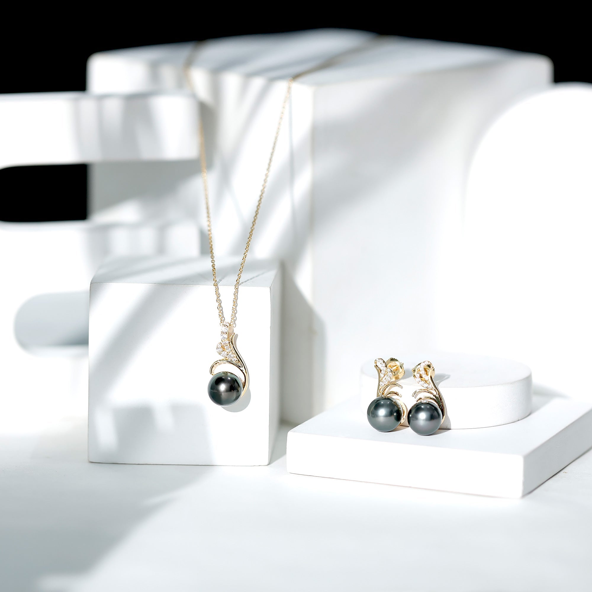 Designer Tahitian Black Pearl Necklace and Earrings Set with Moissanite