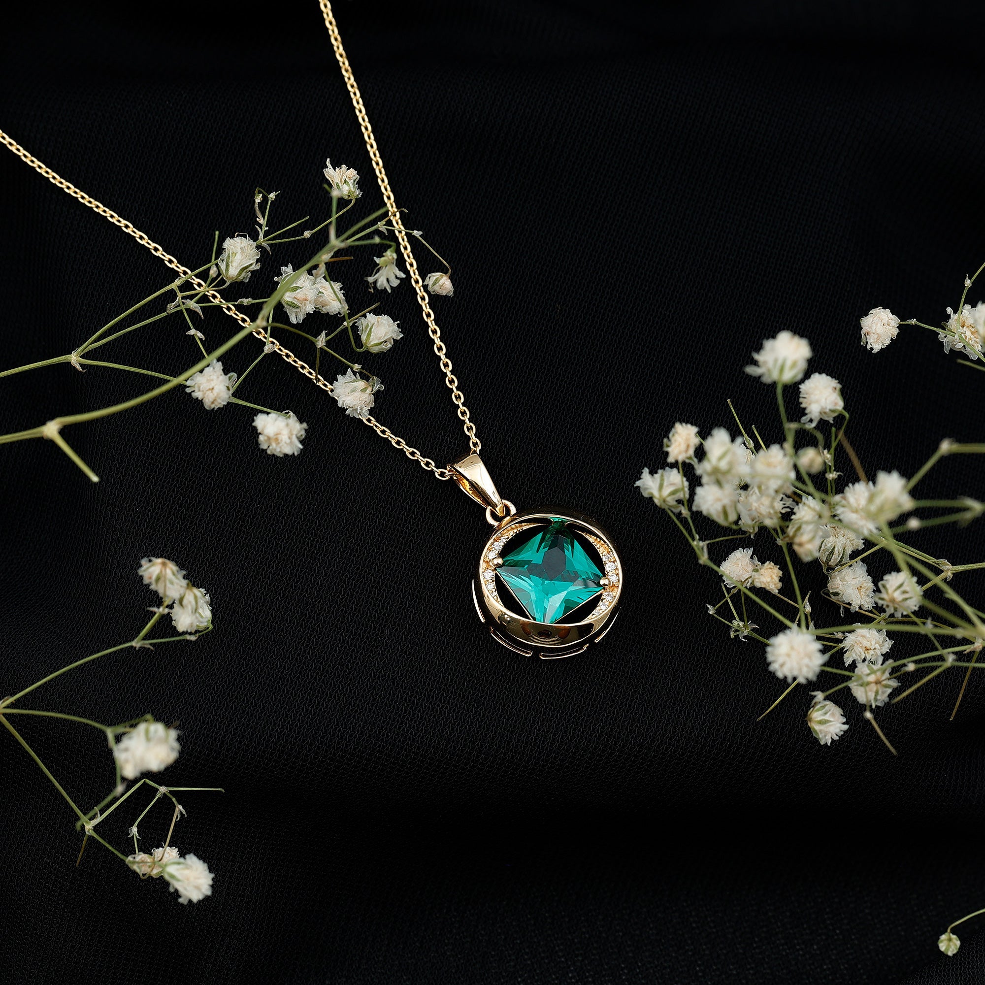 Created Emerald Solitaire Pendant Necklace with Diamond