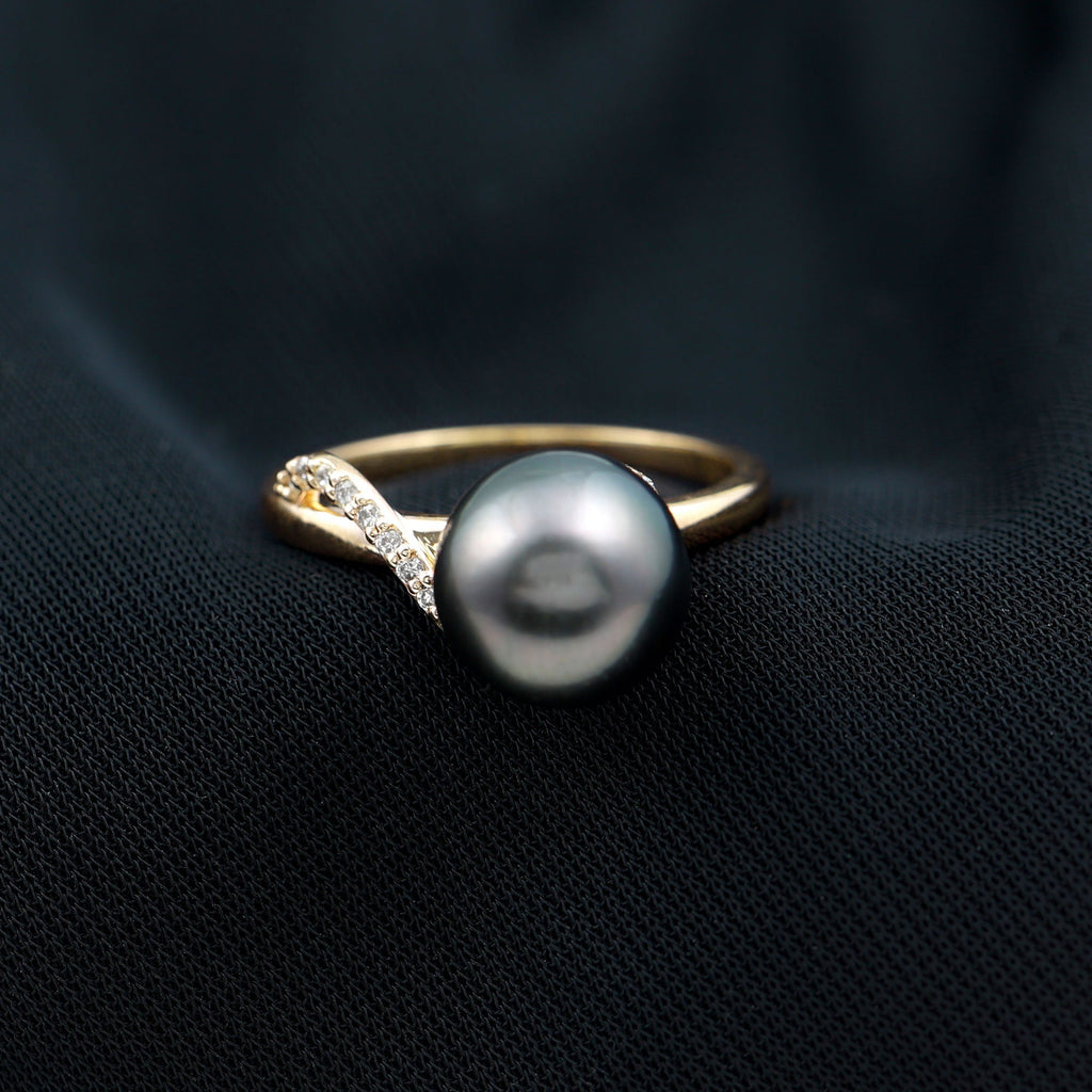 10MM Tahitian Pearl Solitaire Engagement Ring with Diamond
