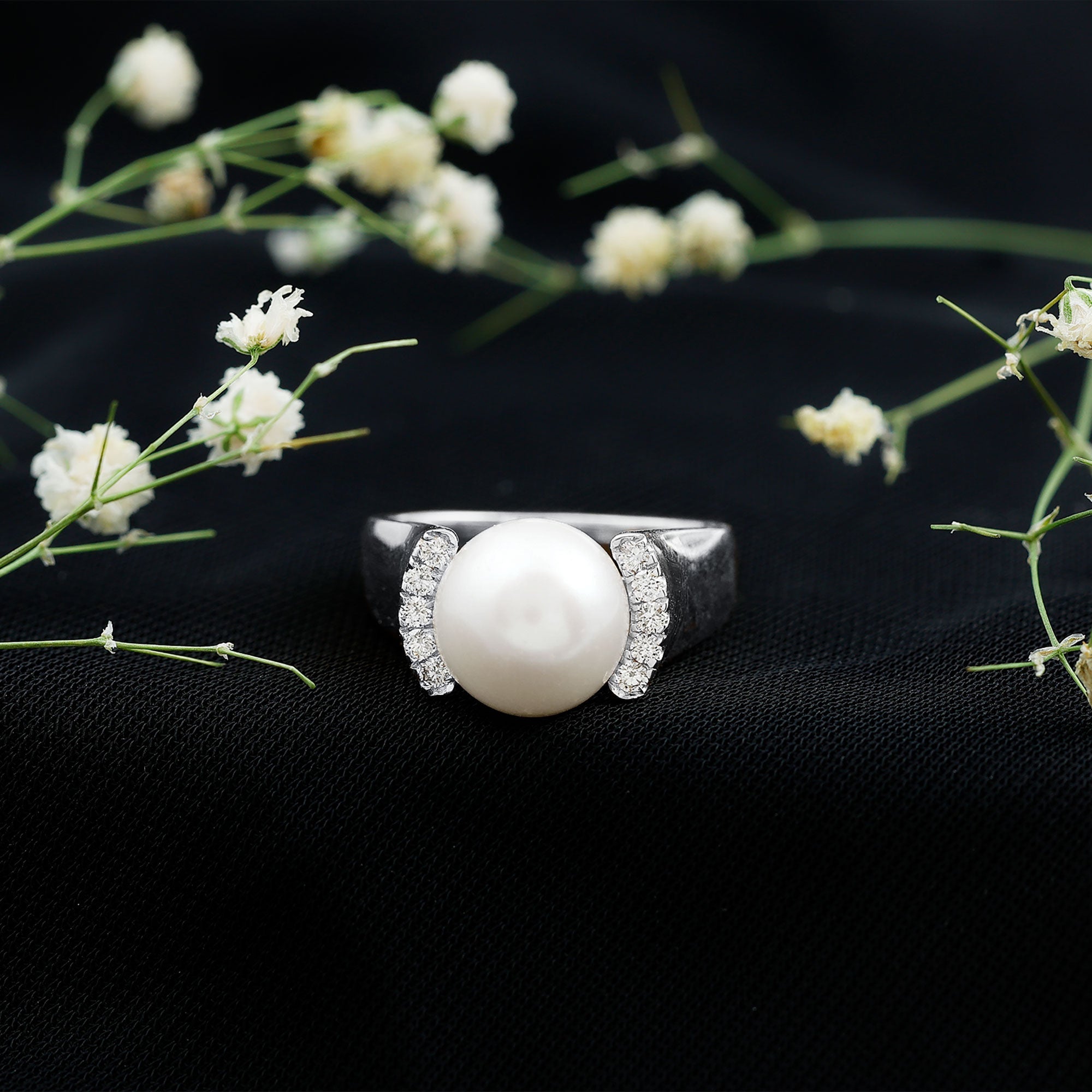 8.25 CT Freshwater Pearl Solitaire with Diamond Collar Ring