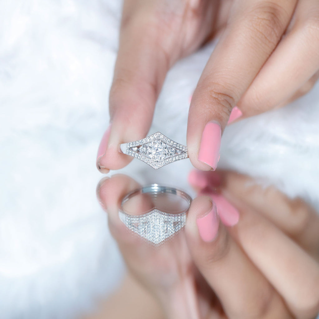 Round Zircon Statement Engagement Ring in Gold