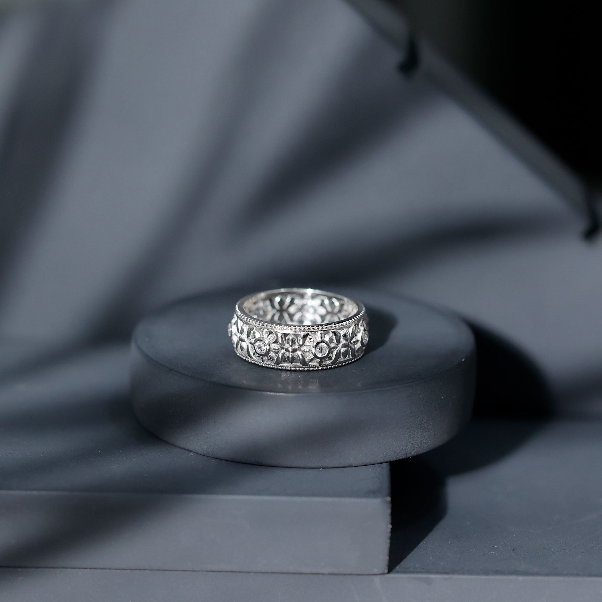 Flower Inspired Zircon Filigree Wedding Band