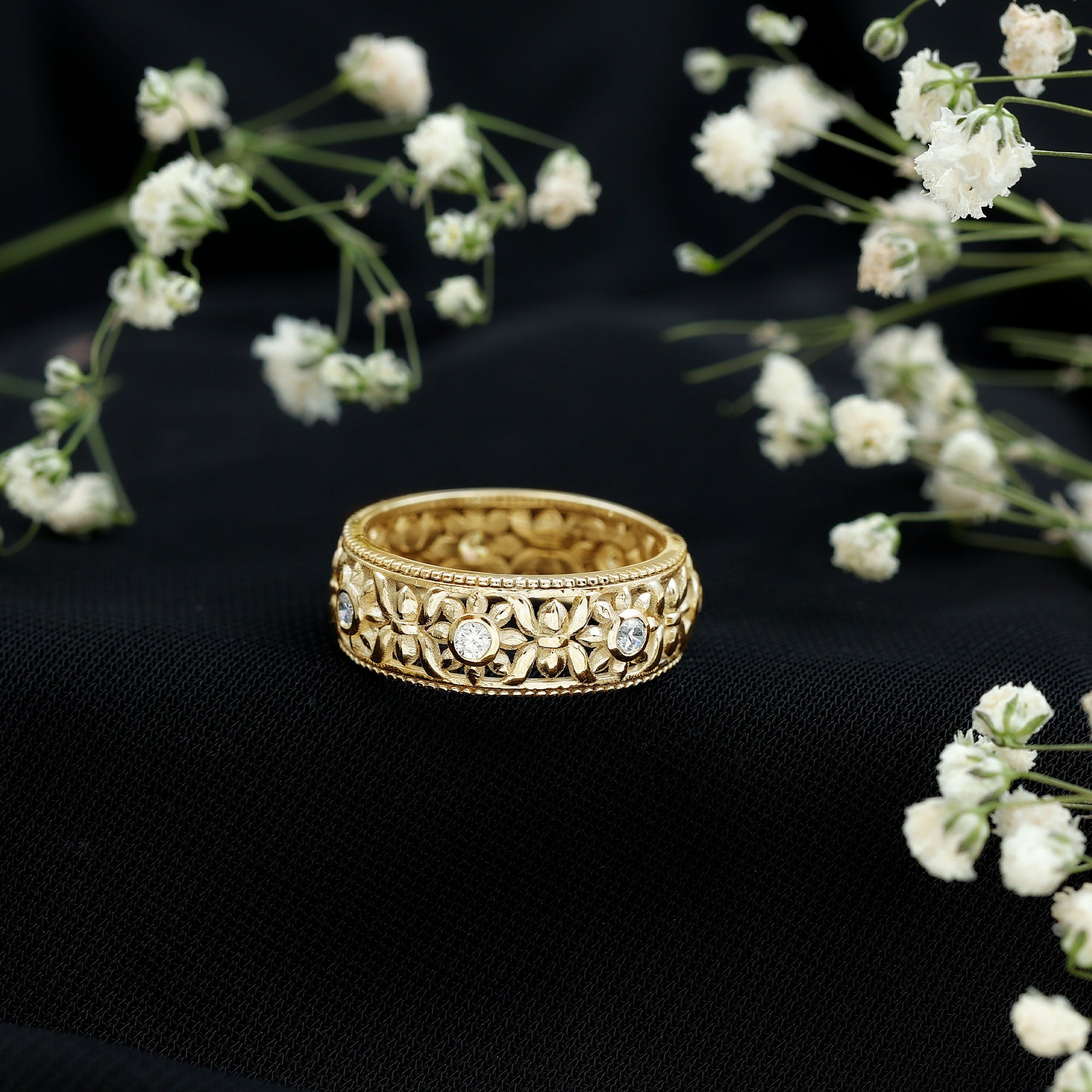Flower Inspired Zircon Filigree Wedding Band