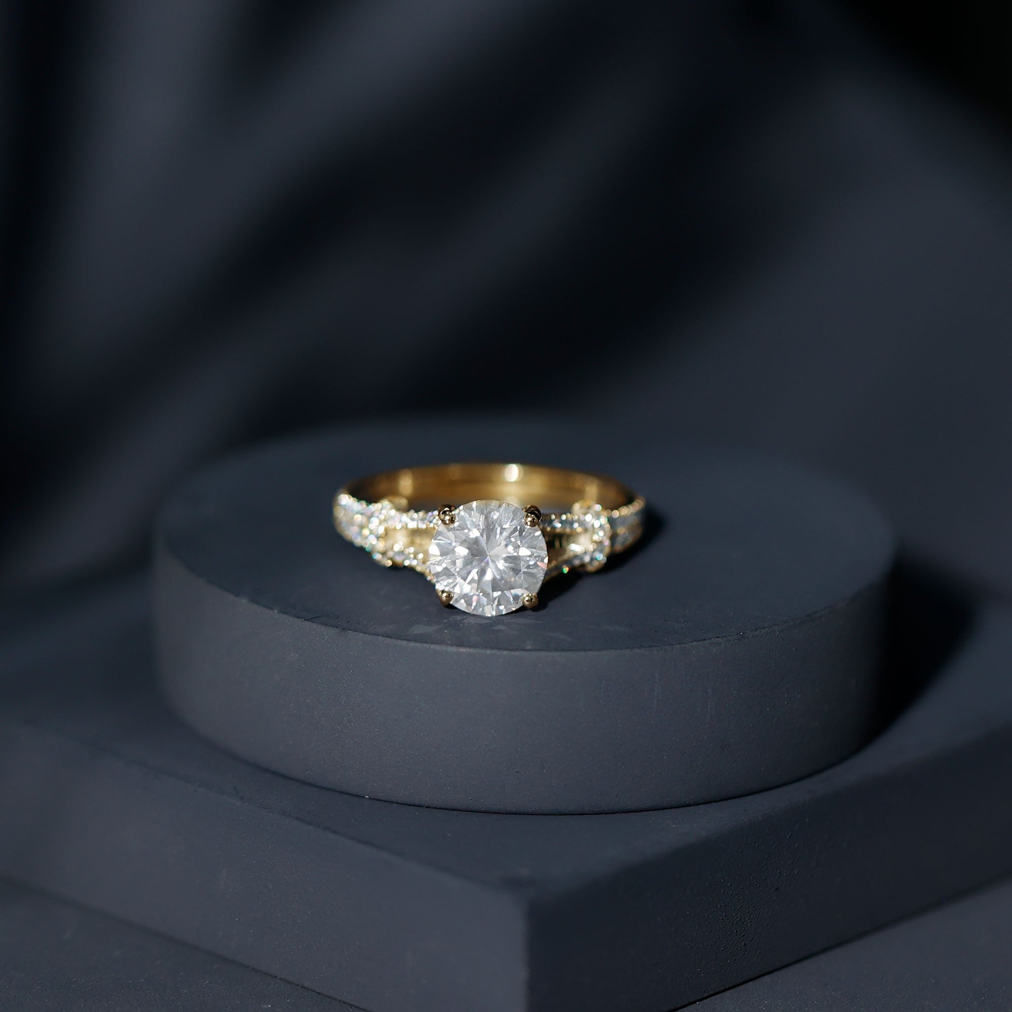 3 CT Simulated Diamond Solitaire Engagement Ring with Split Shank