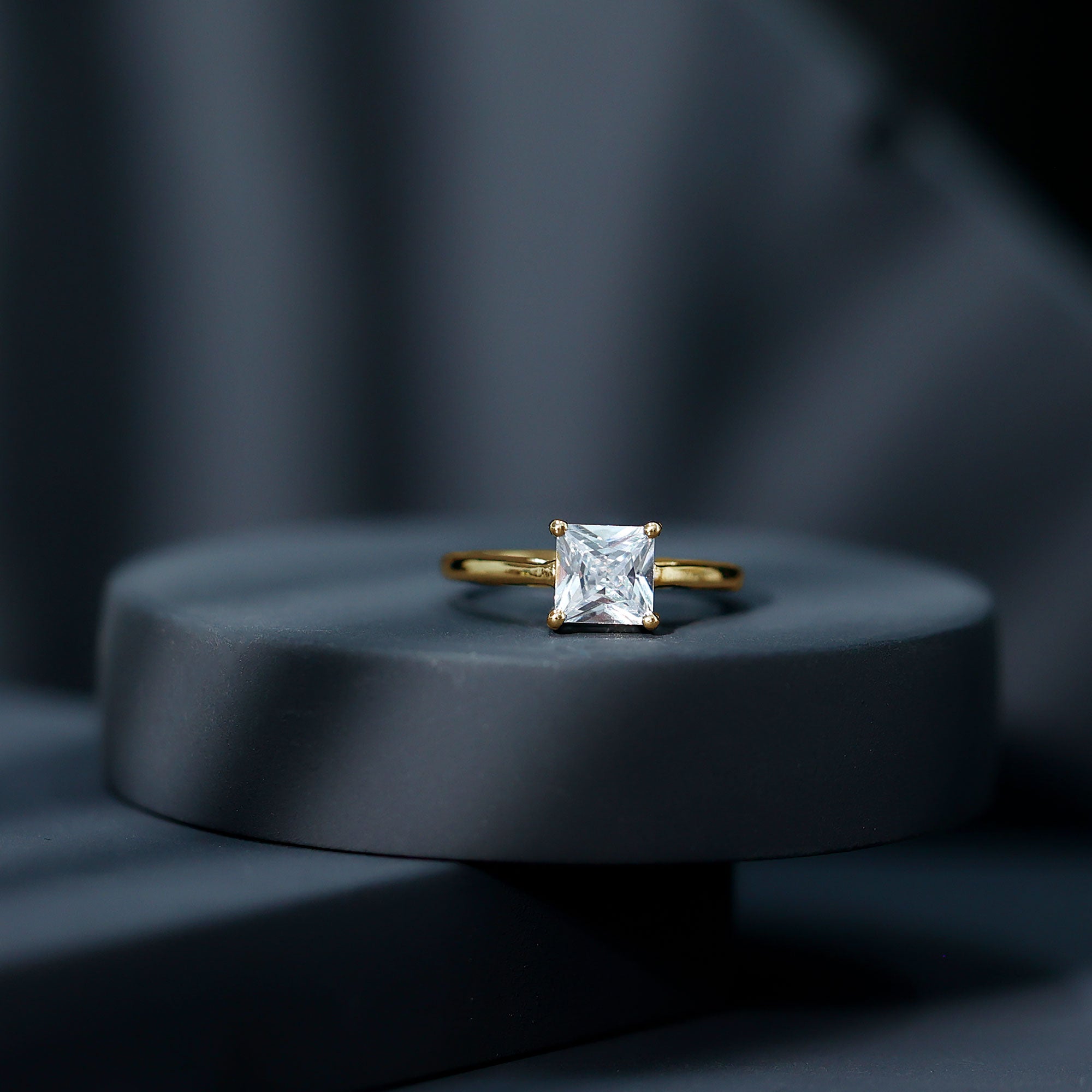 Princess Cut Zircon Solitaire Ring in Prong Setting