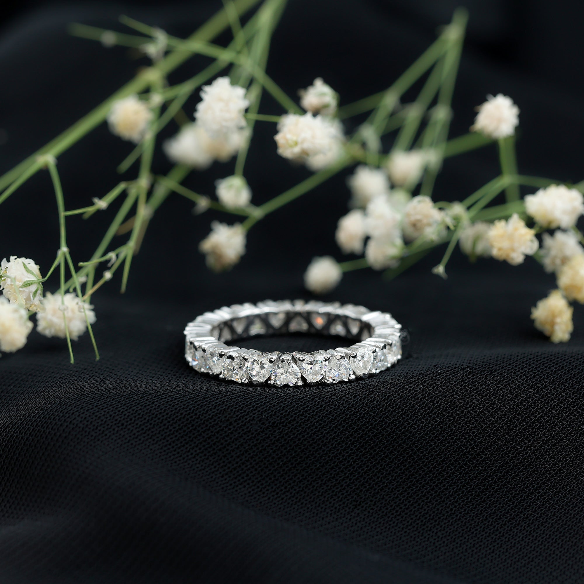 Claw Set Cubic Zirconia Heart Eternity Band Ring in Gold