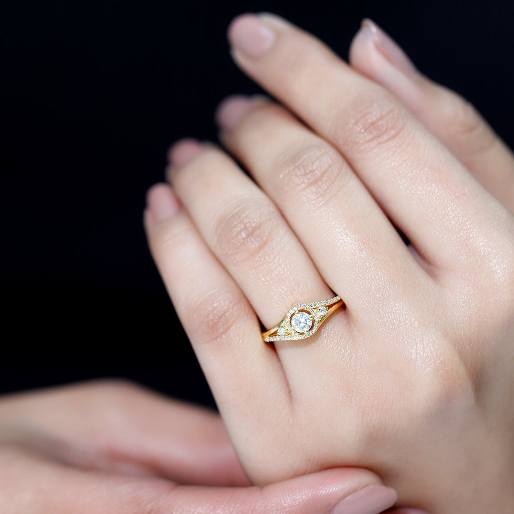Certified Diamond Classic Engagement Ring in Split Shank