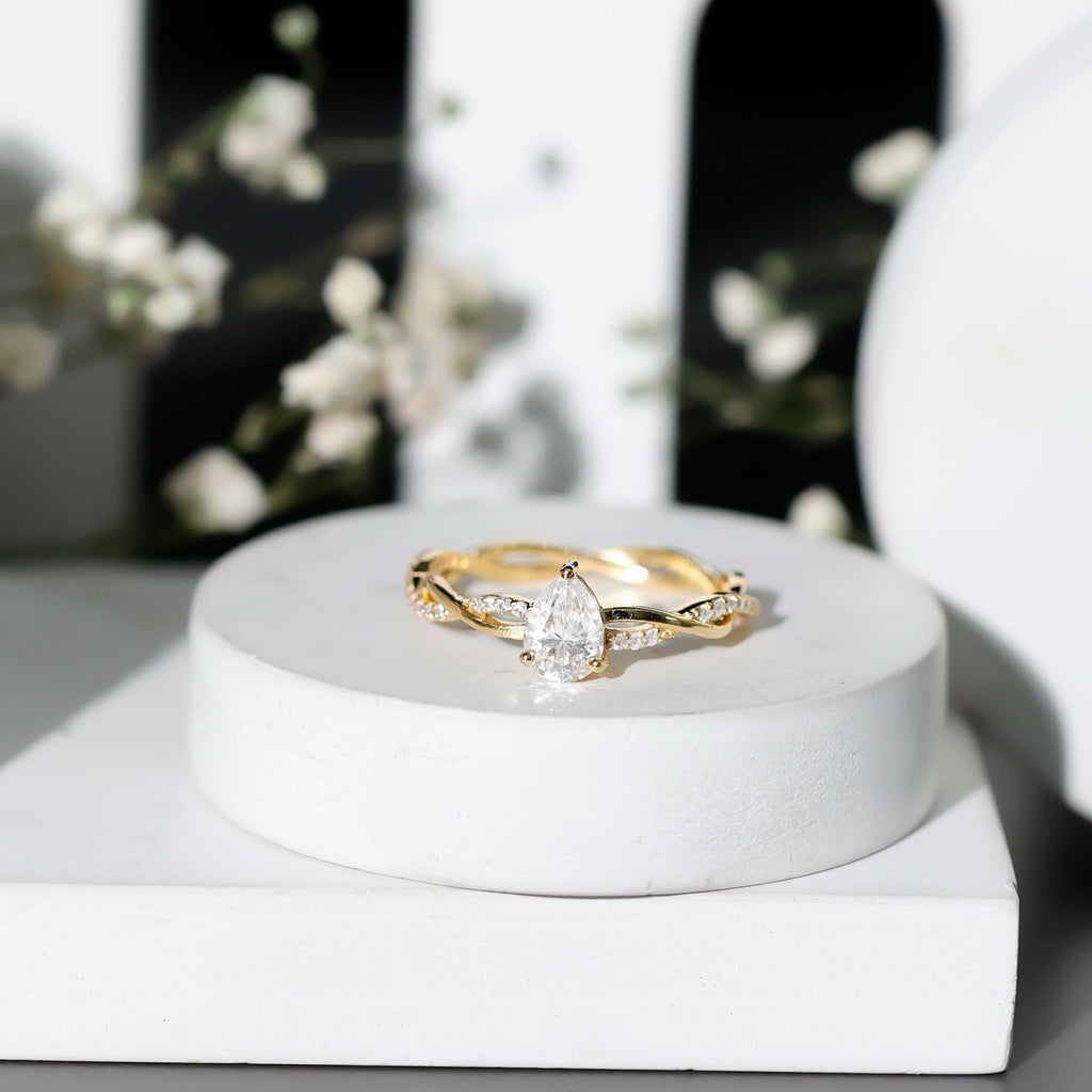 Lab Grown Diamond 5X7 MM Pear Shaped Engagement Ring