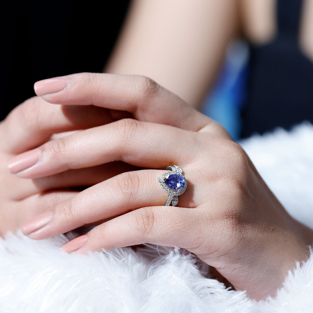 Certified 1.85 Carat Lab Grown Blue Sapphire Pear Shaped Engagement Ring Set with Diamond