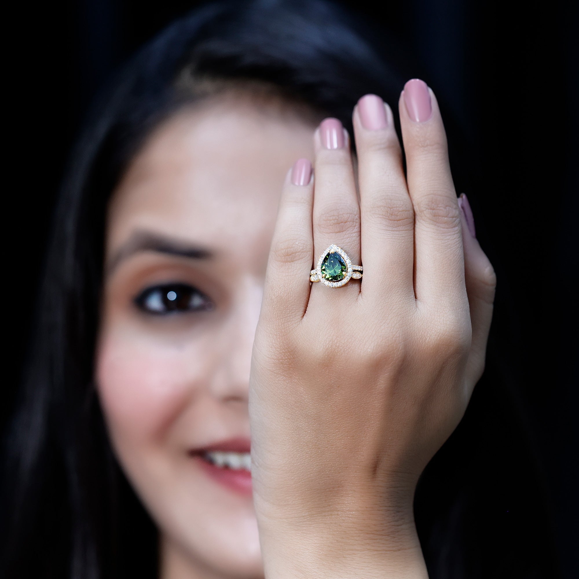 Lab Grown Green Sapphire Teardrop Engagement Ring Set