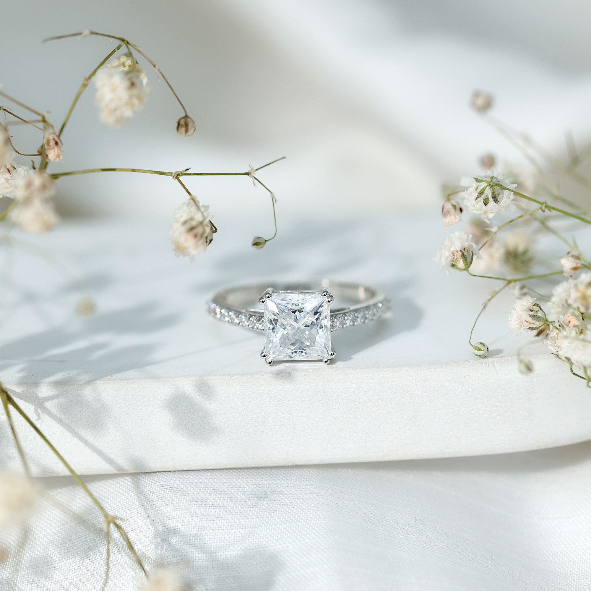 Classic Princess Cut Moissanite Solitaire Engagement Ring with Side Stones
