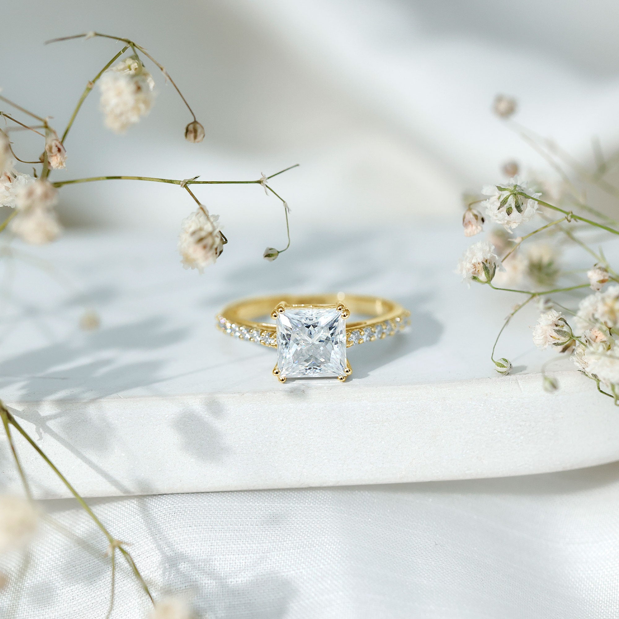 Classic Princess Cut Moissanite Solitaire Engagement Ring with Side Stones