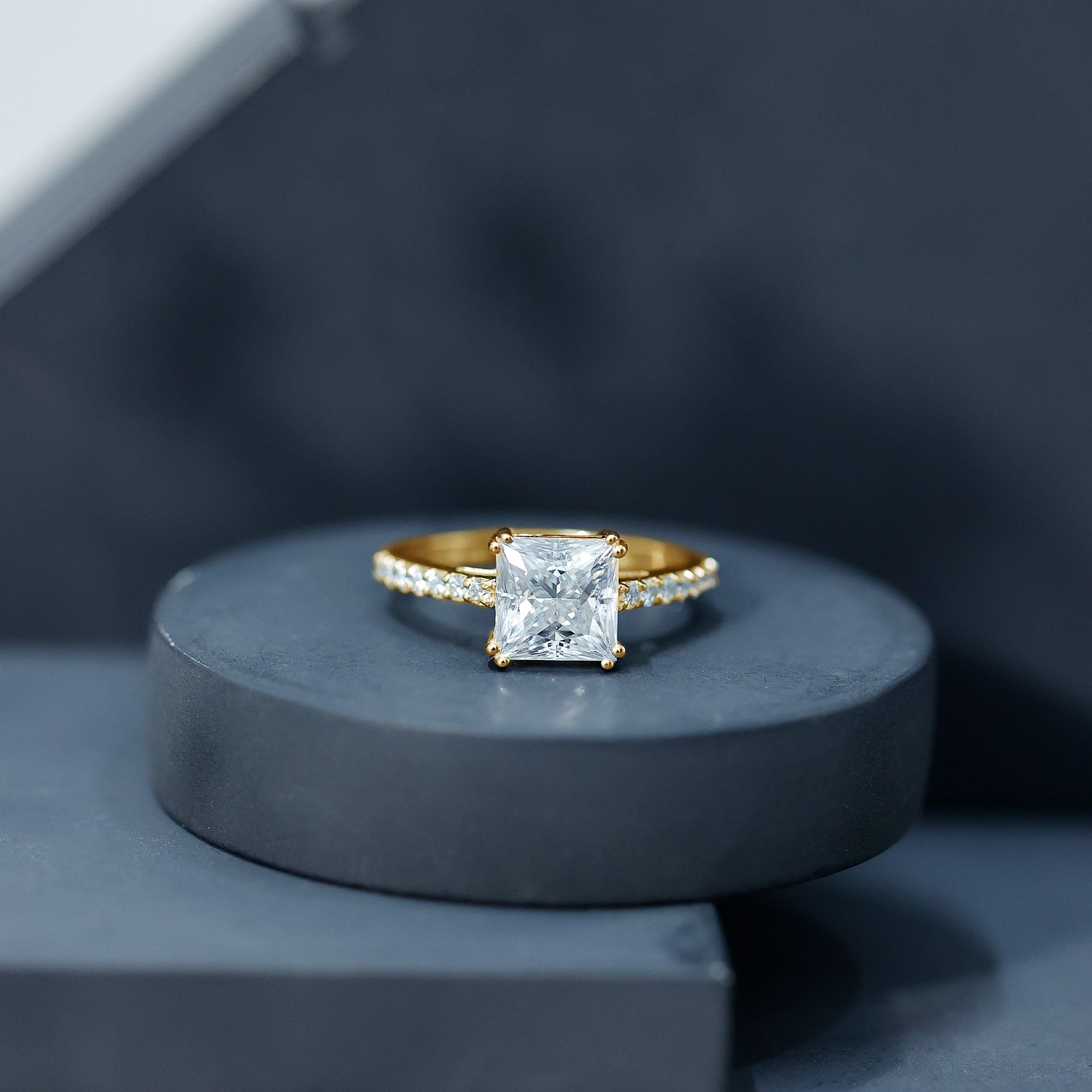 Classic Princess Cut Moissanite Solitaire Engagement Ring with Side Stones