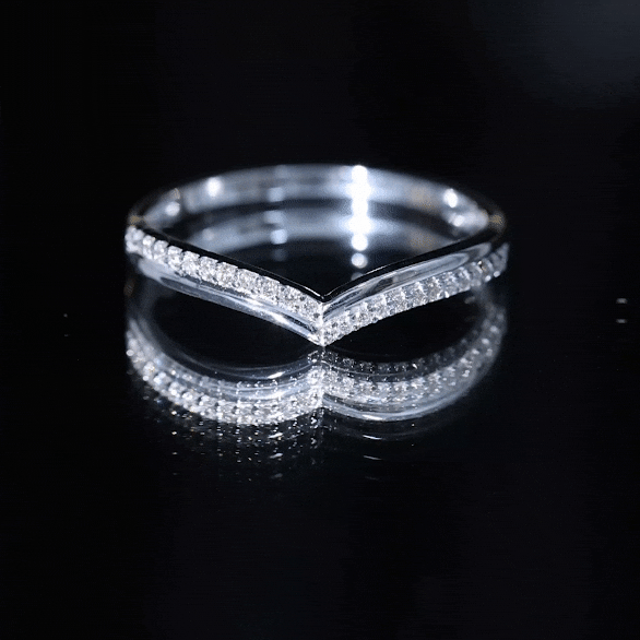 Pave Set Round Cut Natural Diamond Chevron Ring