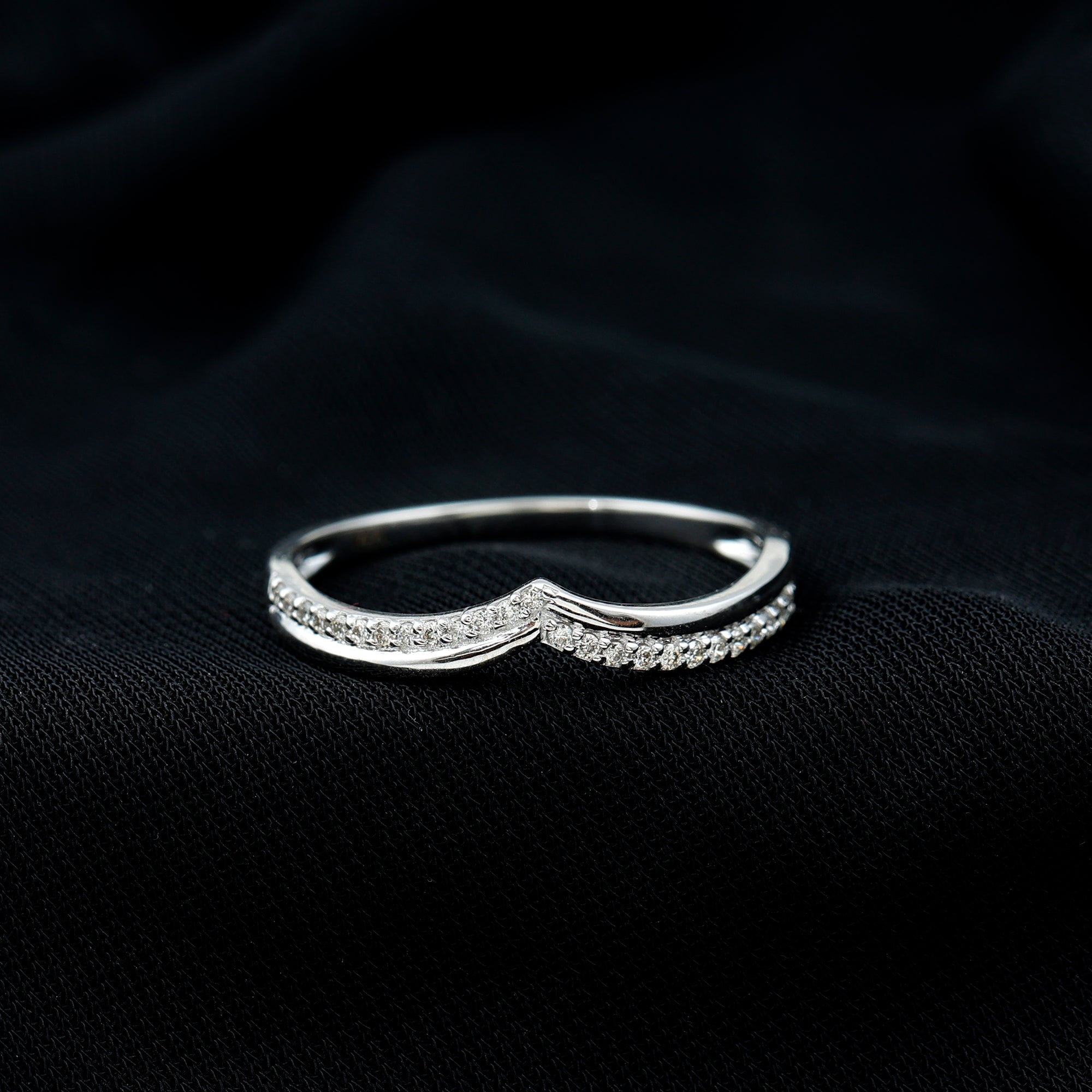 Pave Set Round Cut Natural Diamond Chevron Ring