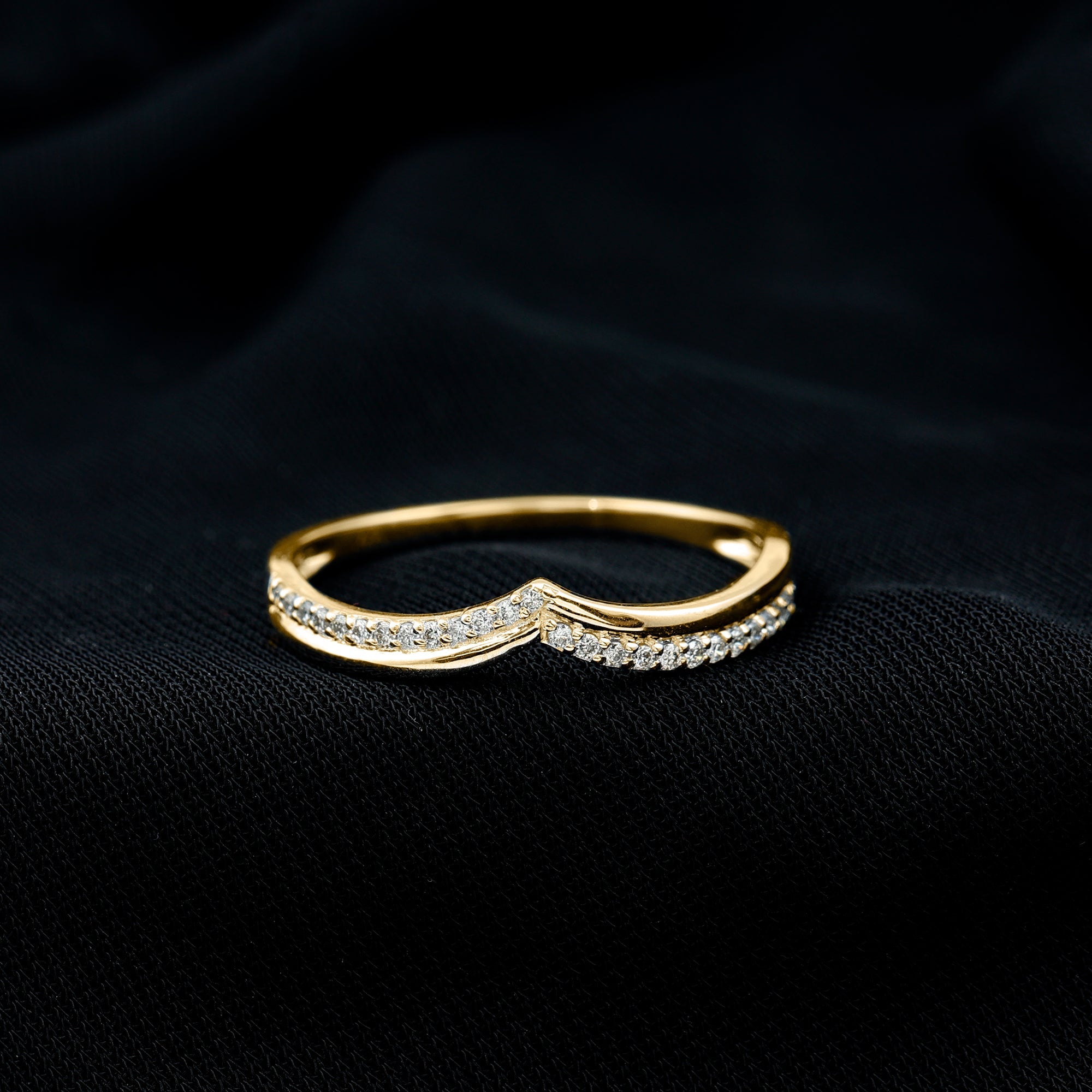 Pave Set Round Cut Natural Diamond Chevron Ring