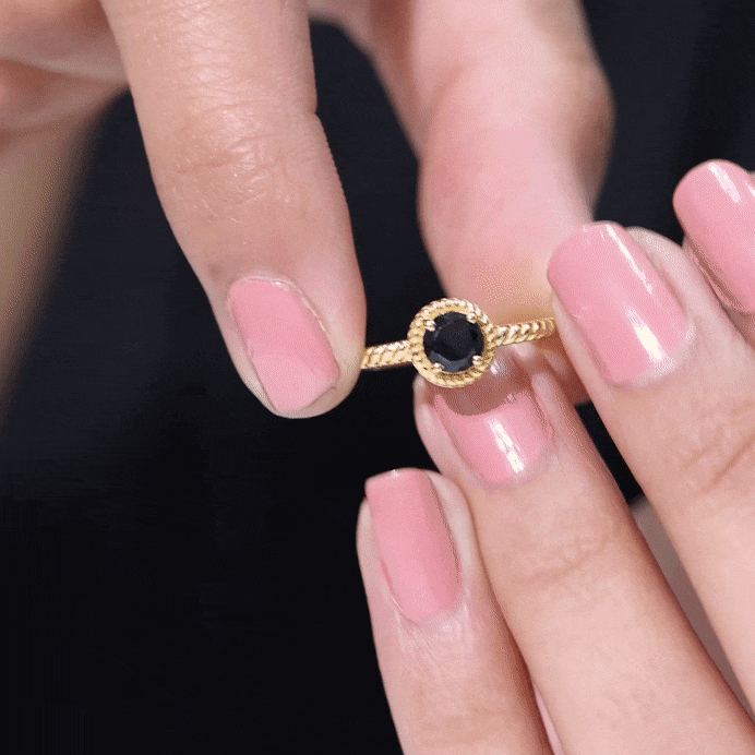 Solitaire 6MM Black Onyx Engagement Ring with Twisted Rope Design