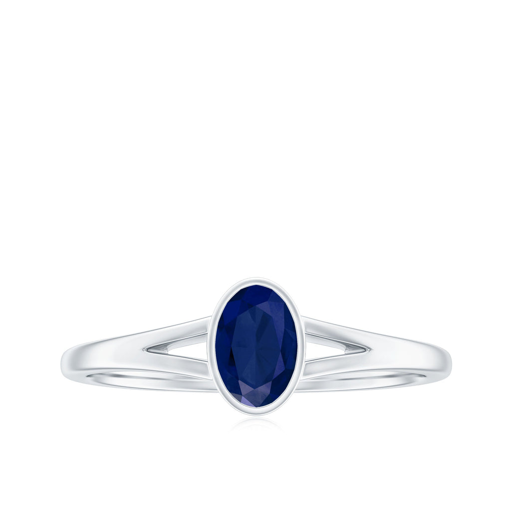 Oval Blue Sapphire Solitaire Engagement Ring in Split Shank
