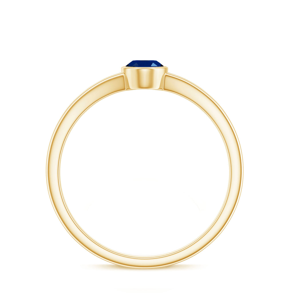 Oval Blue Sapphire Solitaire Engagement Ring in Split Shank