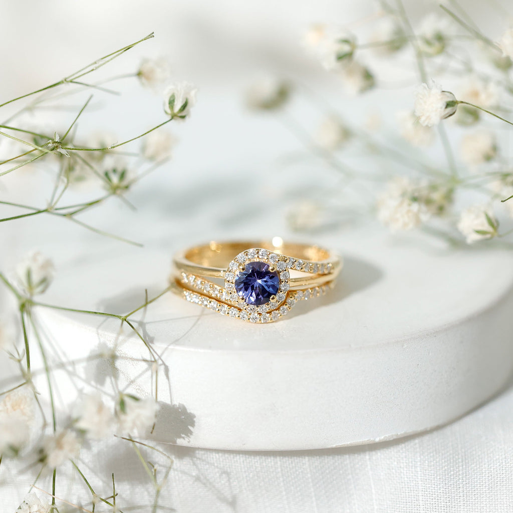 1 CT Minimal Tanzanite Engagement Ring with Diamond Enhancer