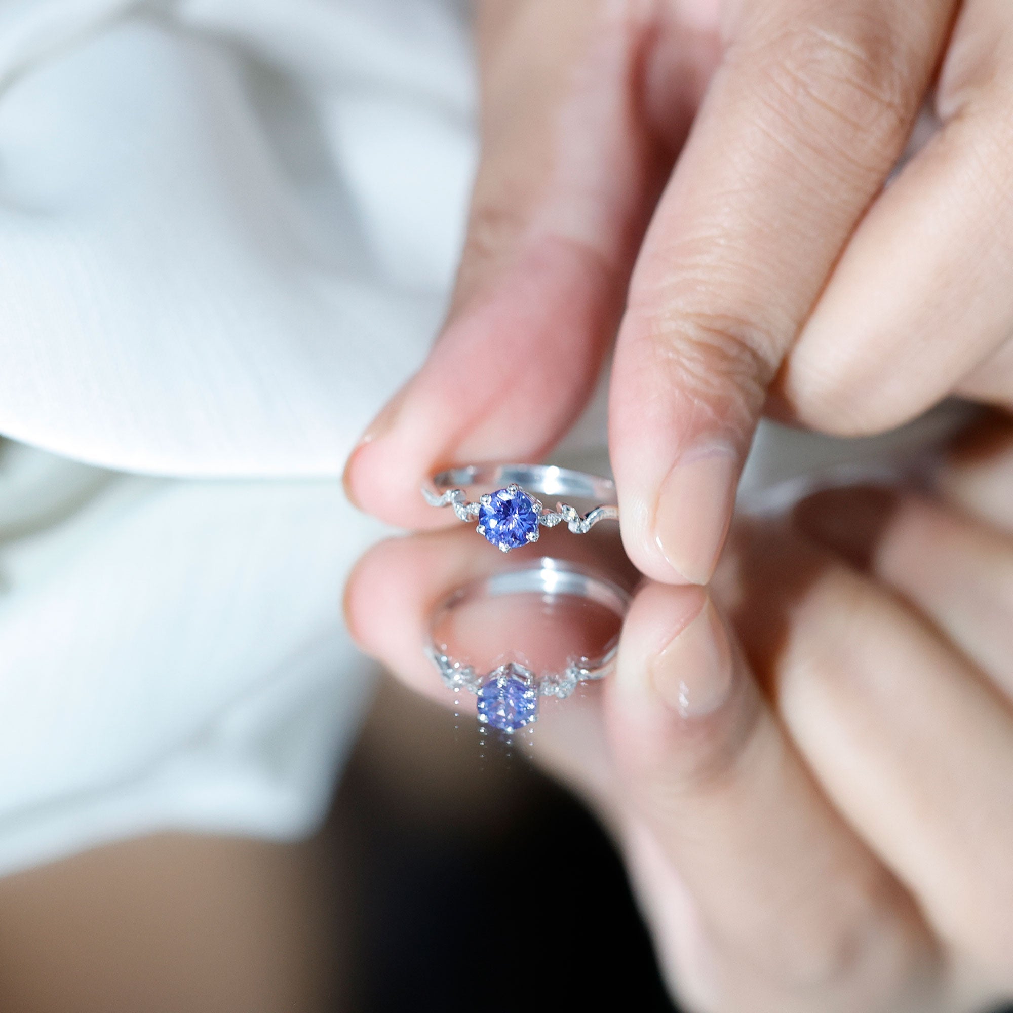 Minimal Leaf Promise Ring with Tanzanite and Diamond
