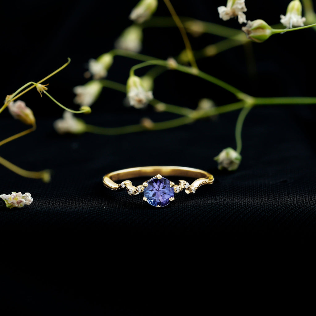 Minimal Leaf Promise Ring with Tanzanite and Diamond