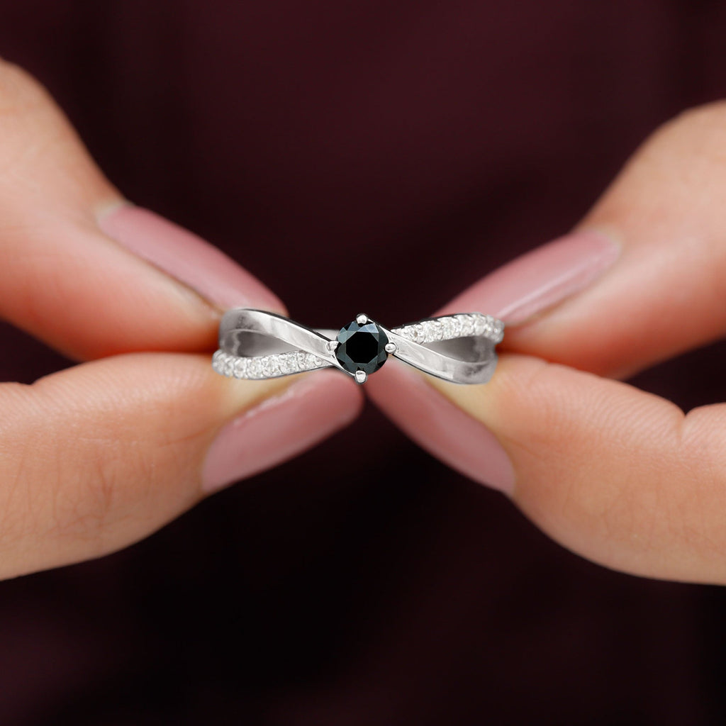 5mm Round Black Onyx Solitaire Infinity Ring with Diamond