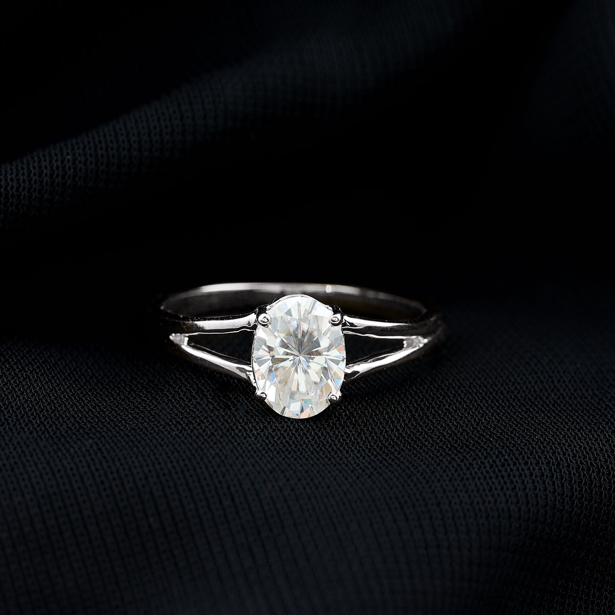 1.25 CT Oval Moissanite Engagement Ring With Certificate
