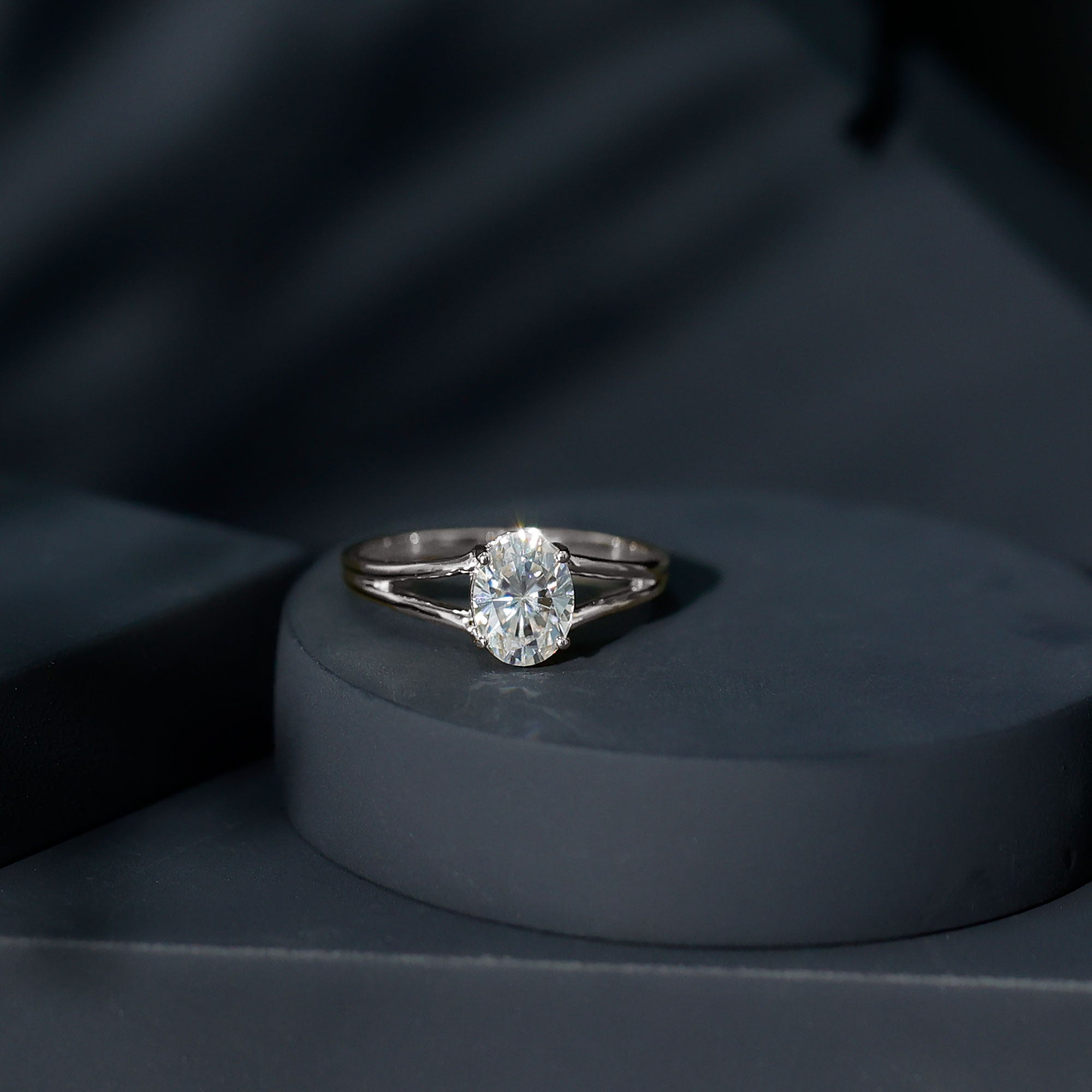 1.25 CT Oval Moissanite Engagement Ring With Certificate