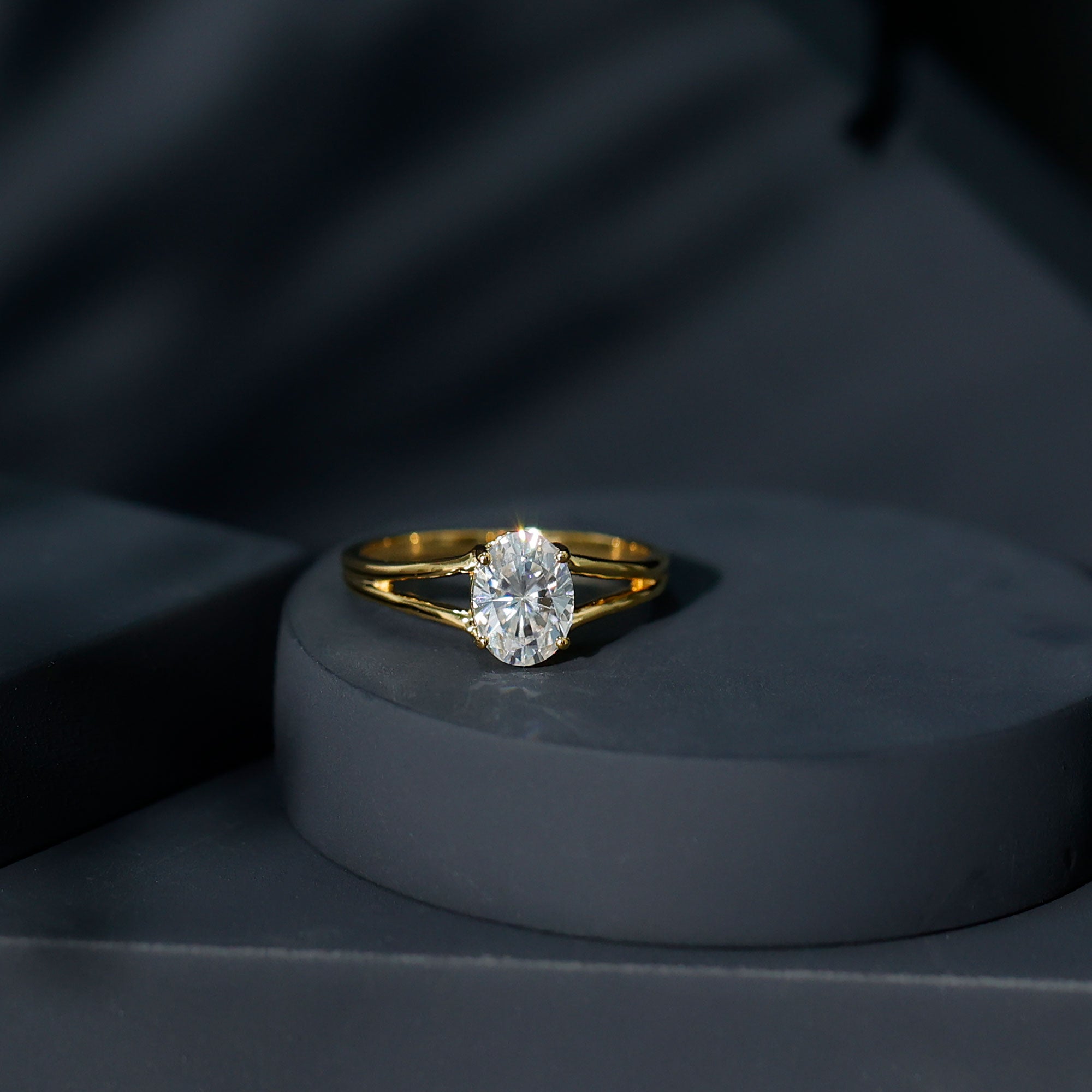 1.25 CT Oval Moissanite Engagement Ring With Certificate