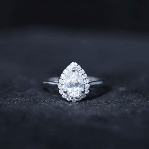 1 CT Brilliant Cut Moissanite Teardrop Engagement Ring