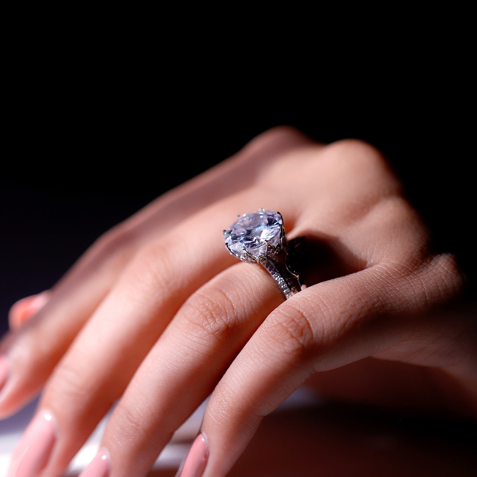 10MM Round Moissanite Flower Engagement Ring With Enhancer