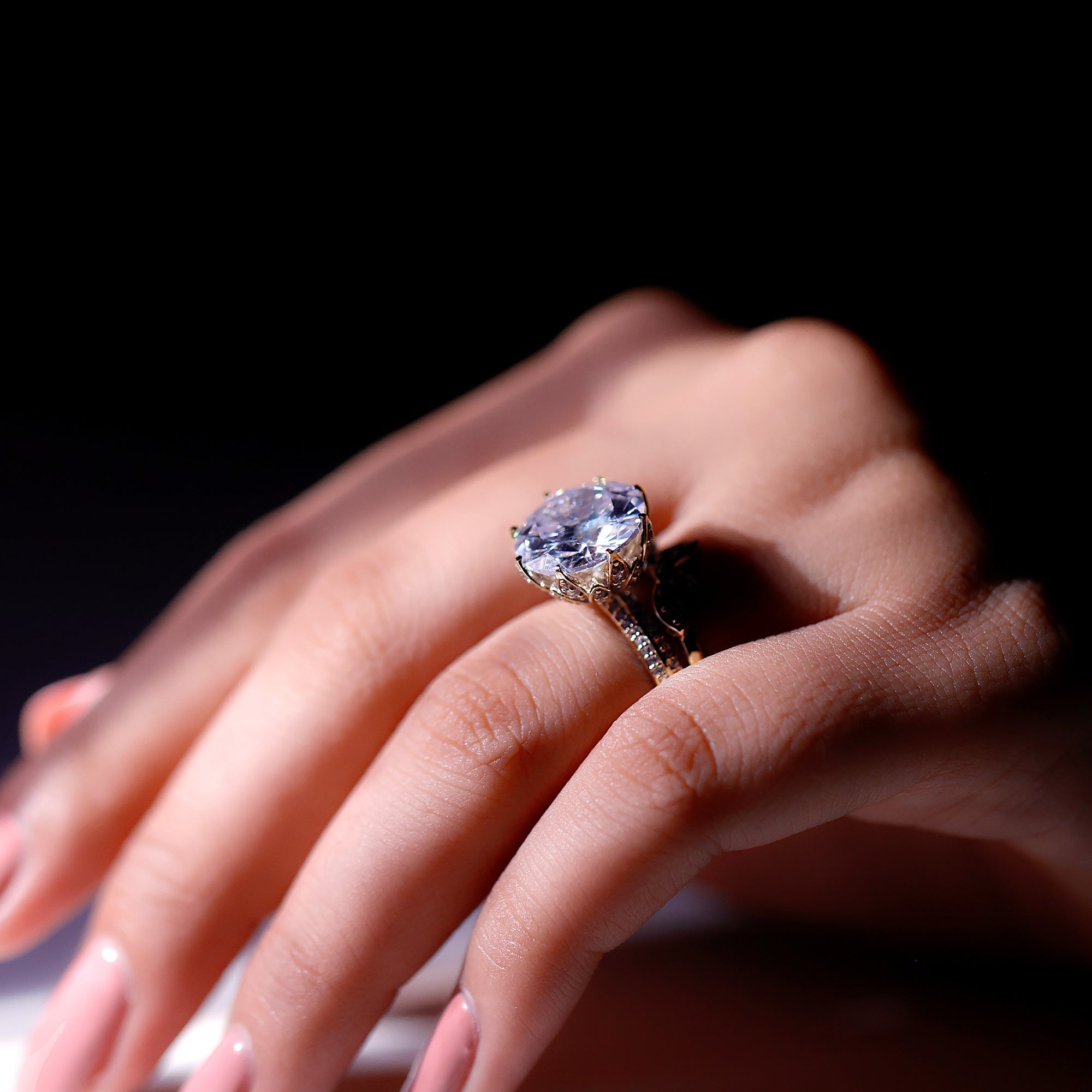 10MM Round Moissanite Flower Engagement Ring With Enhancer