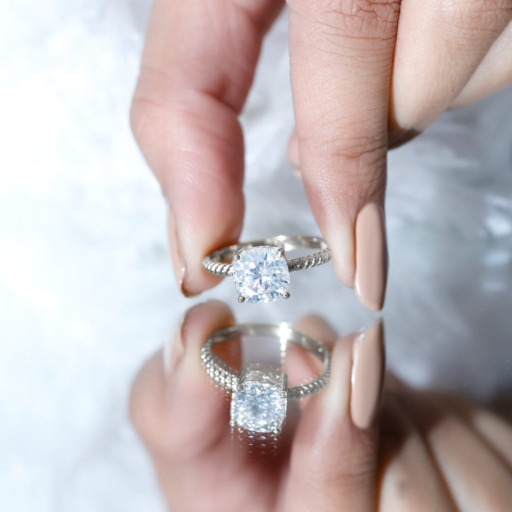 3.25 CT Certified Moissanite Solitaire Ring with Twisted Rope