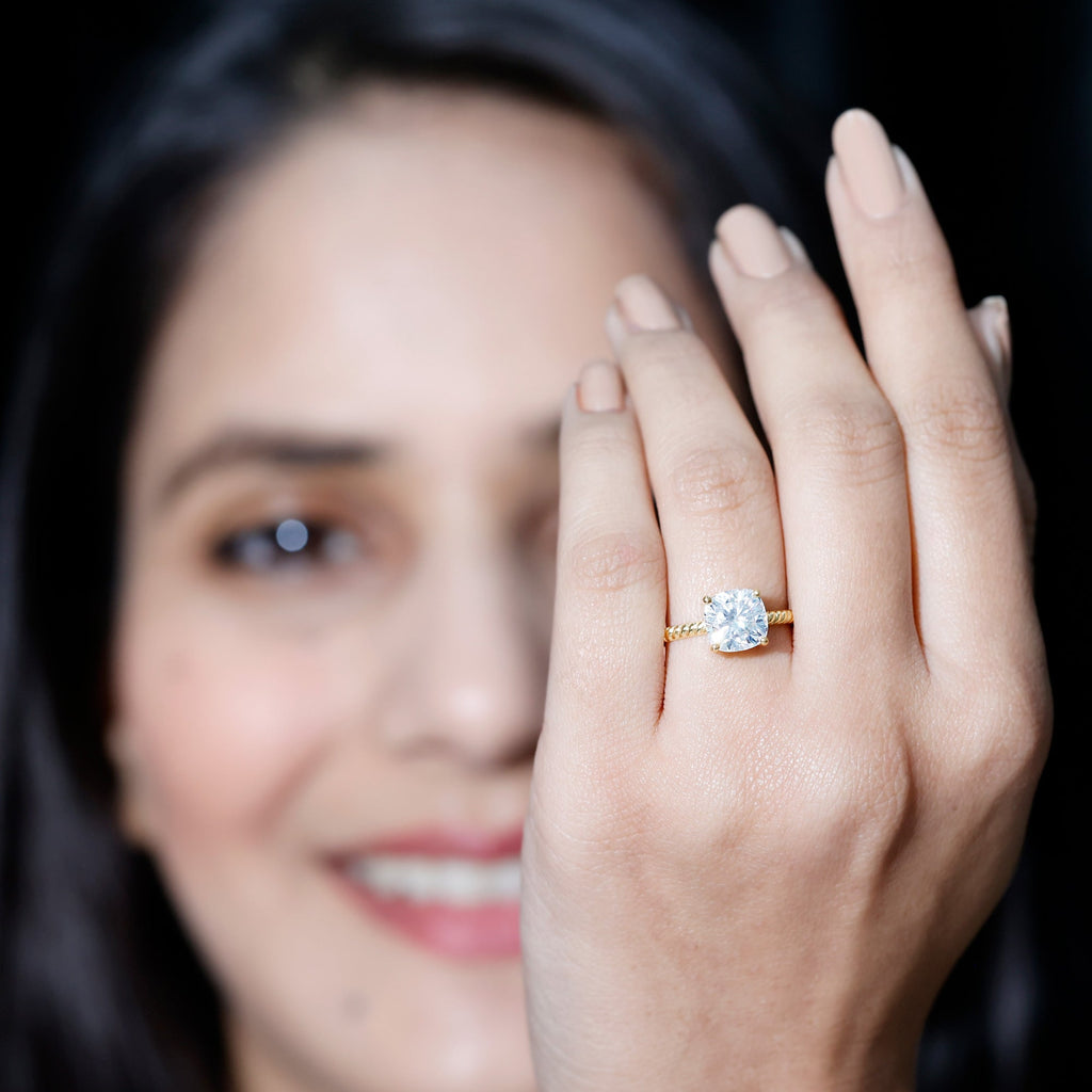 3.25 CT Certified Moissanite Solitaire Ring with Twisted Rope