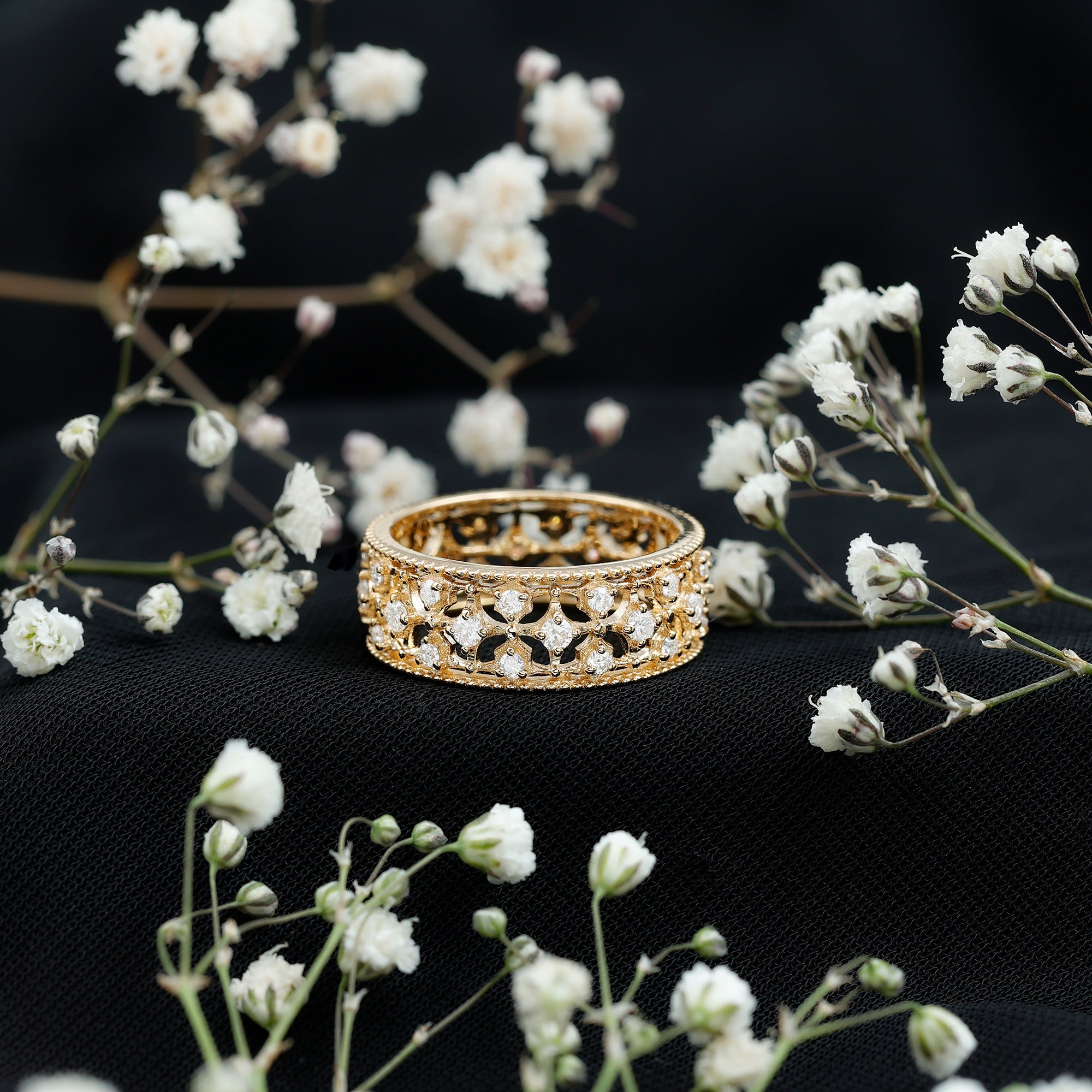 Zircon Designer Cut Out Wedding Band Ring