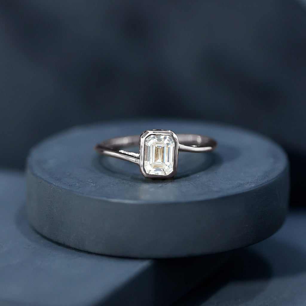 2 CT Octagon Cut Moissanite Engagement Ring For Women