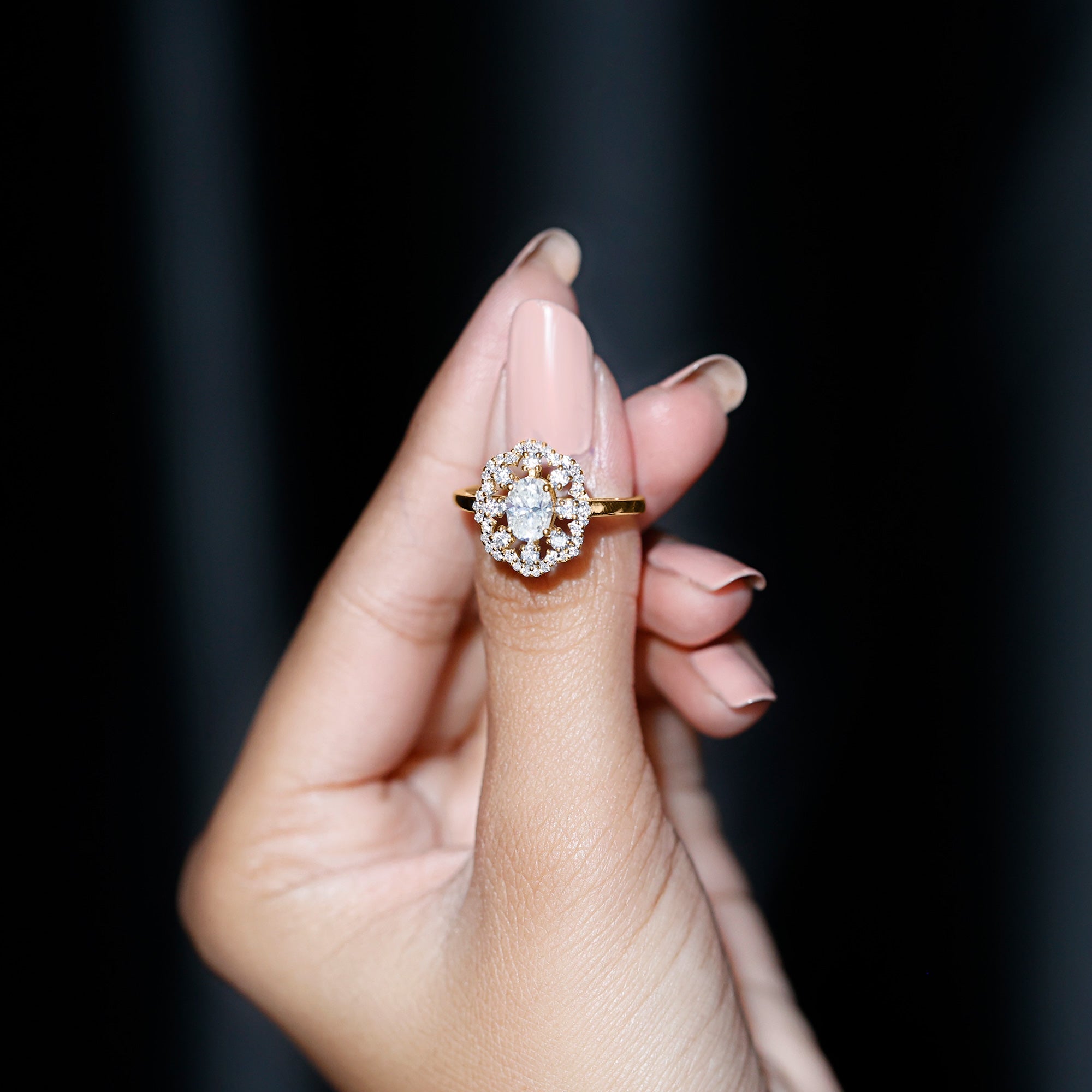 2.25 CT Cubic Zirconia Vintage Engagement Ring in Gold