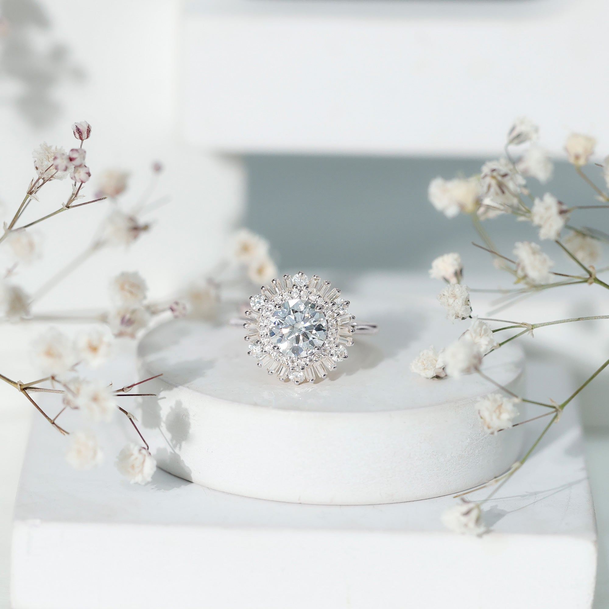 2.25 CT Zircon Cocktail Engagement Ring in Gold