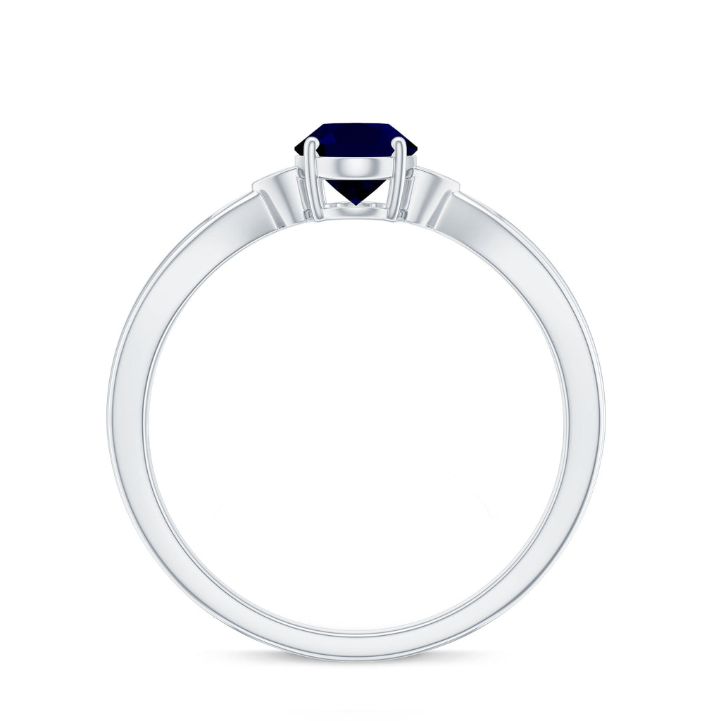 Oval Shape Real Blue Sapphire Solitaire Ring with Diamond