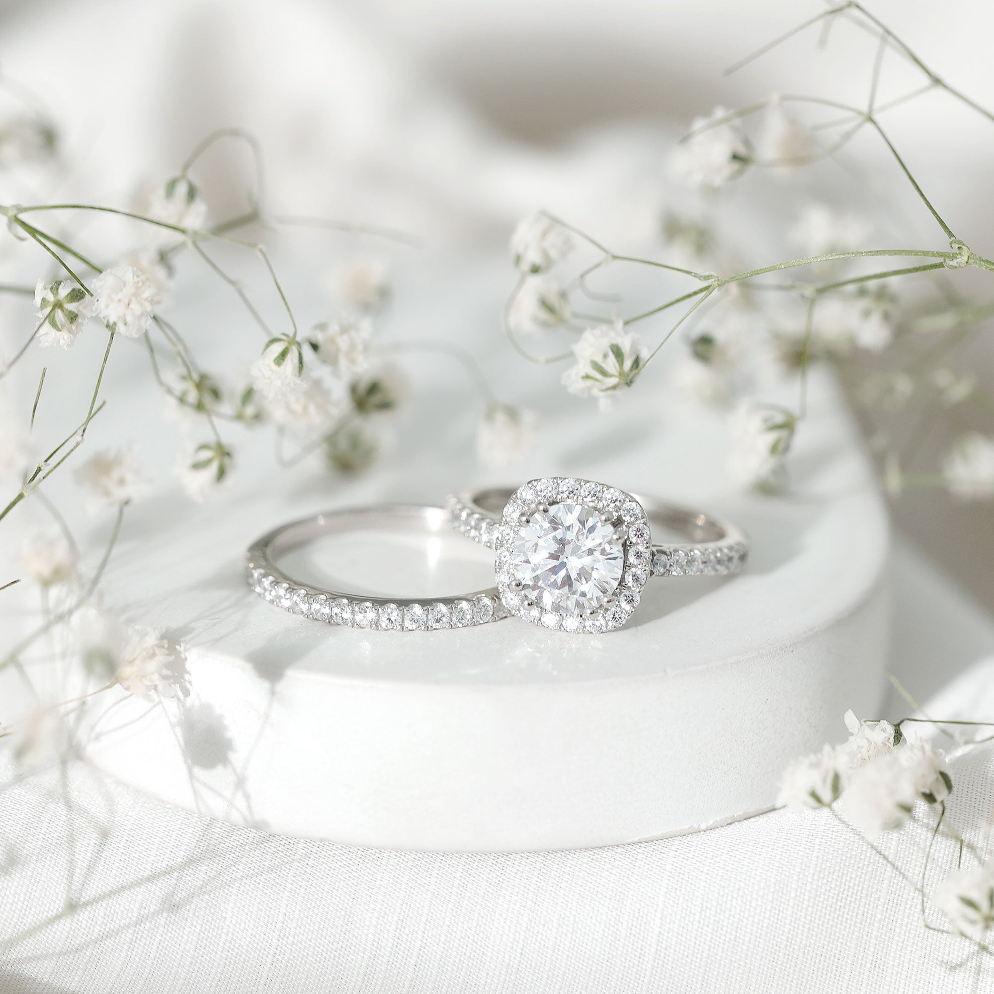 3 CT Round Cubic Zirconia Wedding Ring Set For Bride