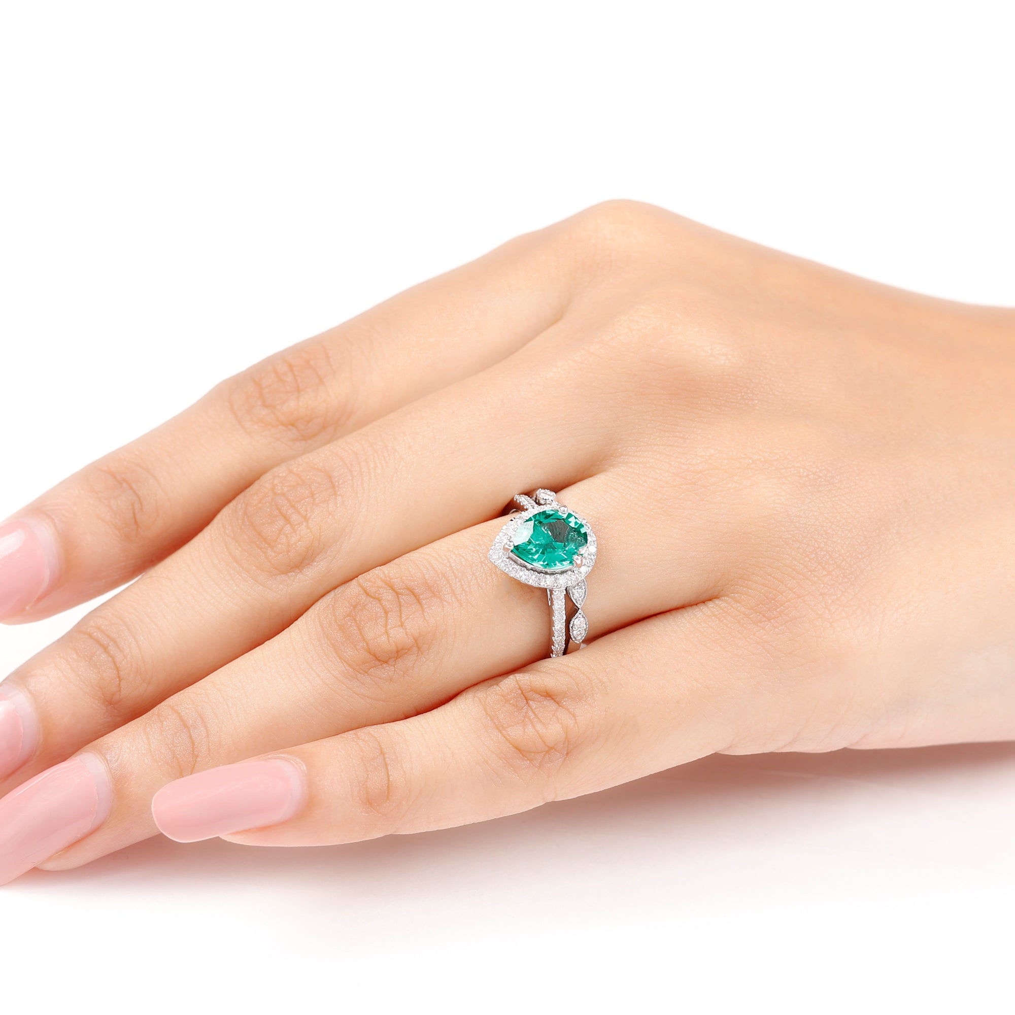 Designer Lab Grown Emerald Diamond Teardrop Engagement Ring with Wedding Band