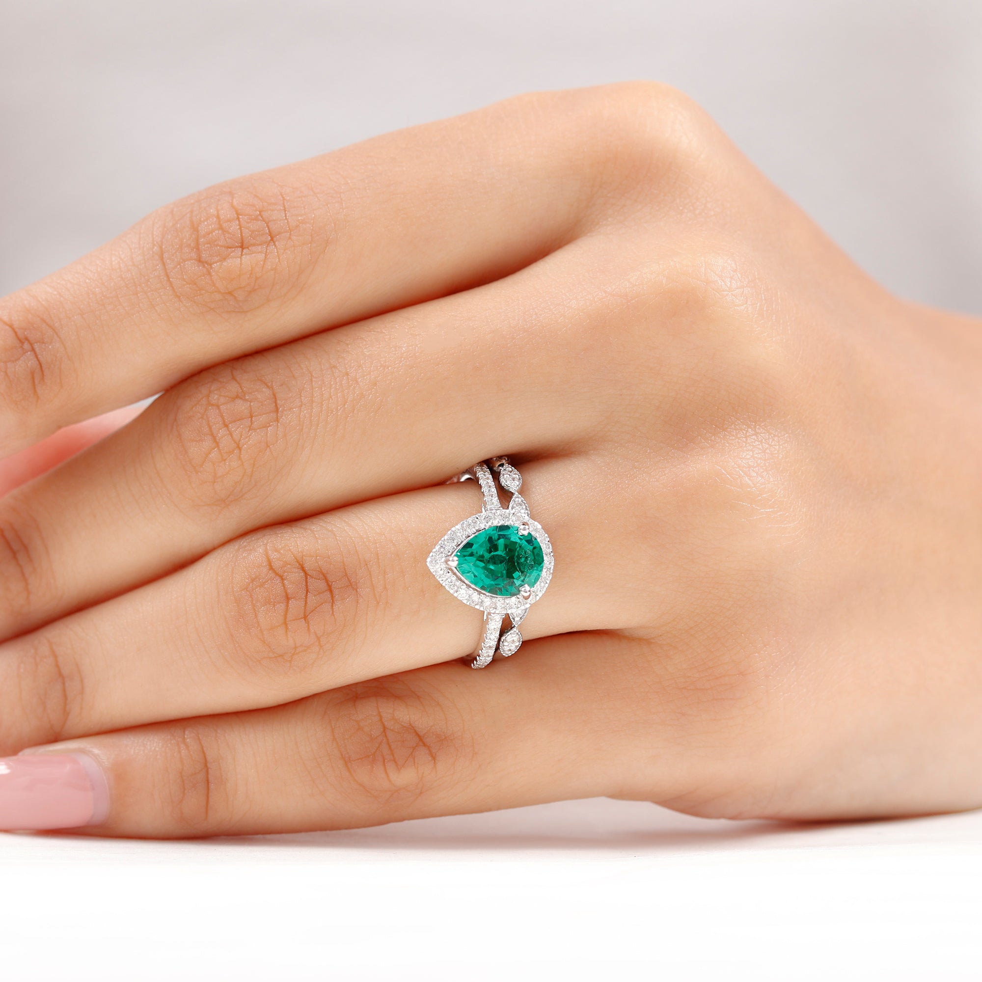 Designer Lab Grown Emerald Diamond Teardrop Engagement Ring with Wedding Band