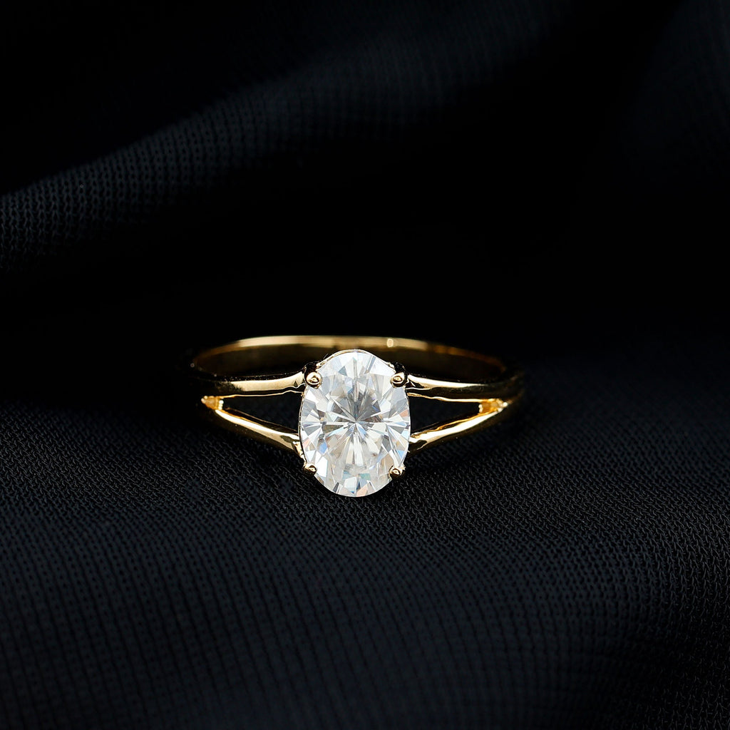 Oval Lab Grown Diamond Solitaire Ring in Split Shank