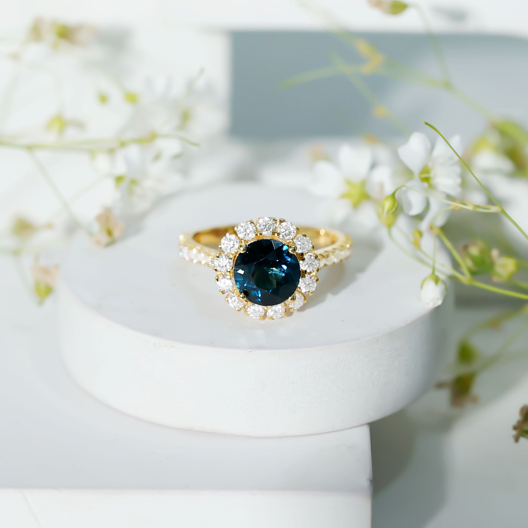 8mm Round London Blue Topaz Halo Engagement Ring with Moissanite