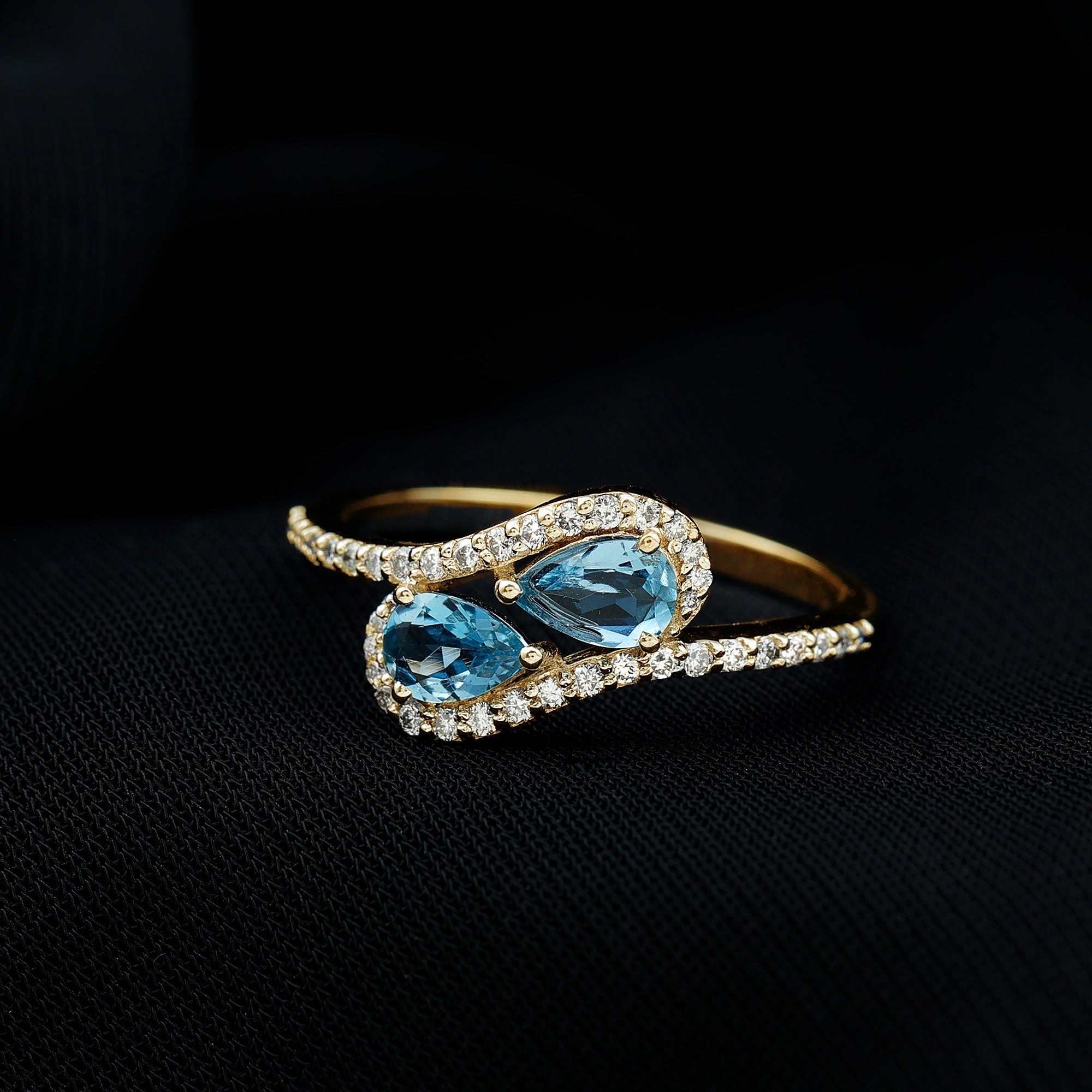 0.7 Carat Aquamarine Two Stone Engagement Ring with Diamond