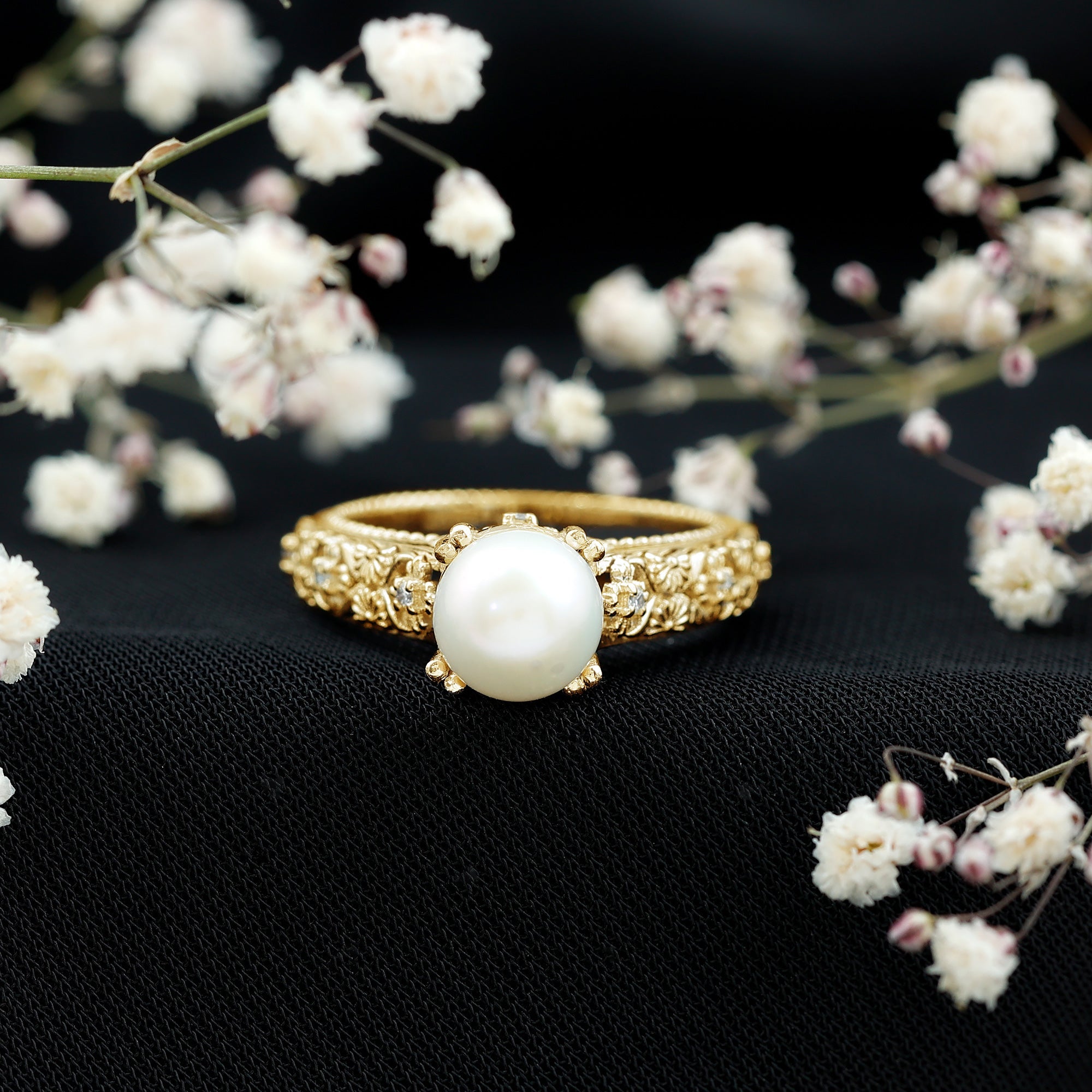 7.5 CT Freshwater Pearl Solitaire with Diamond Engagement Ring