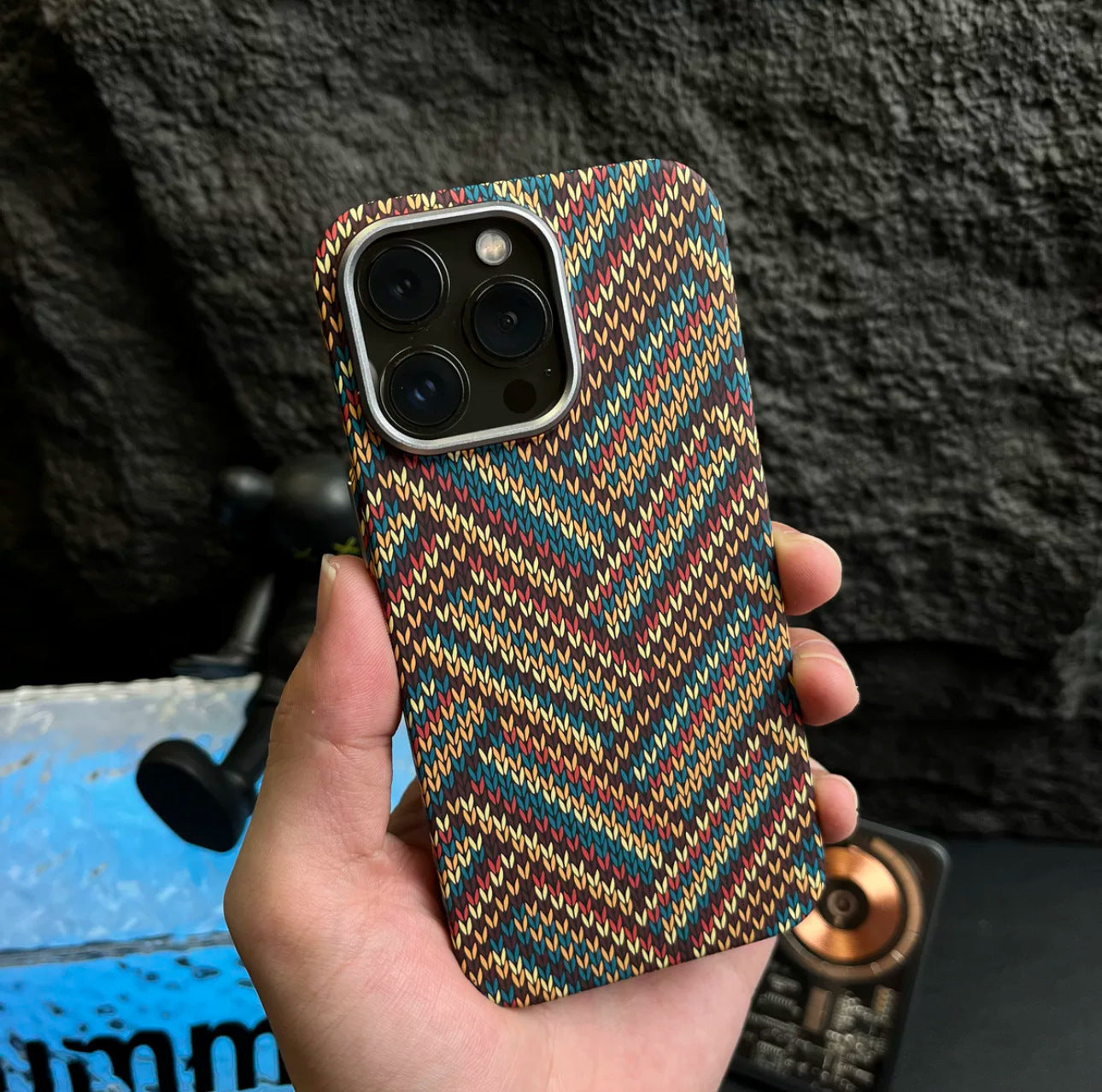 Kevlar Pattern Luminous Magnetic 16 Carbon Fiber Pattern Protective Cover
